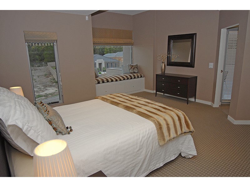 13 Pinevale Way, Ballarat North VIC 3350