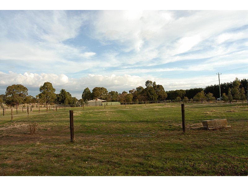 900 Gillies Road, Bald Hills VIC 3364