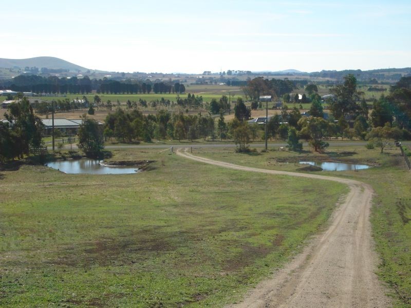 Cummins Road, Mount Rowan VIC 3352