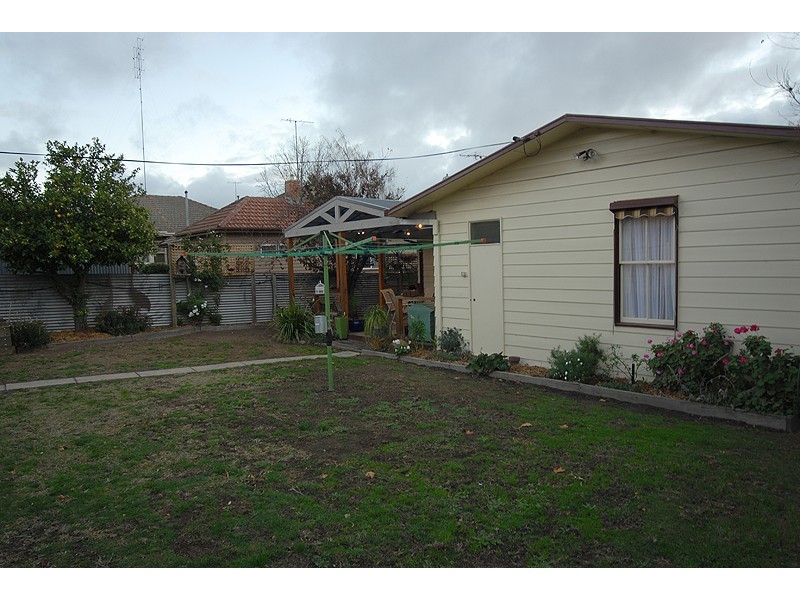 816 Ligar Street, Soldiers Hill VIC 3350