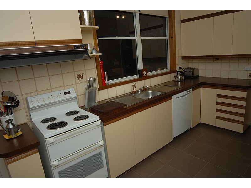 816 Ligar Street, Soldiers Hill VIC 3350