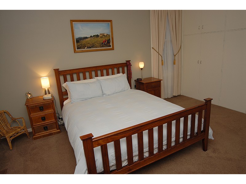 816 Ligar Street, Soldiers Hill VIC 3350