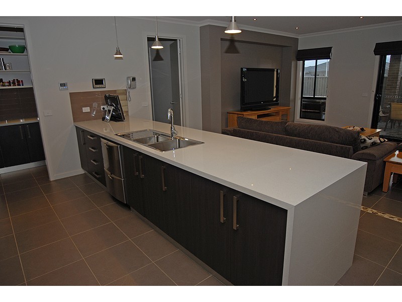 45 Lawrie Drive, Alfredton VIC 3350