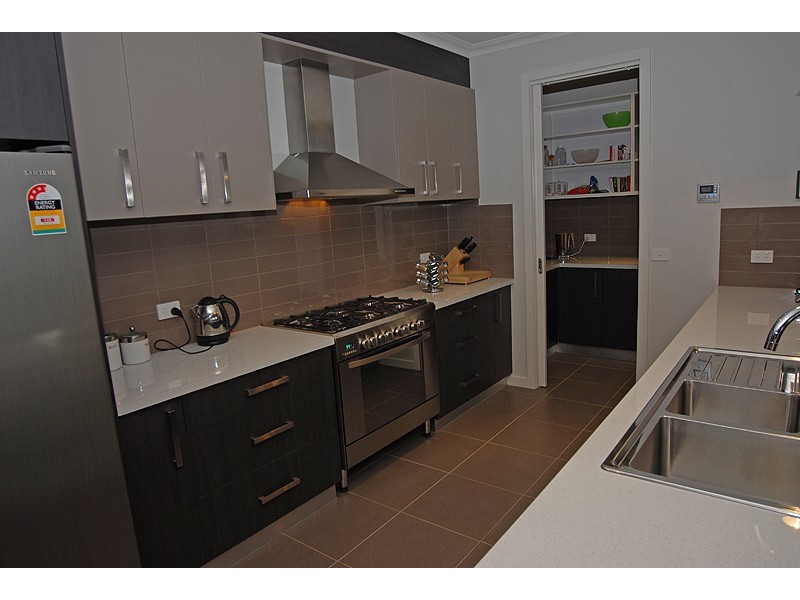 45 Lawrie Drive, Alfredton VIC 3350