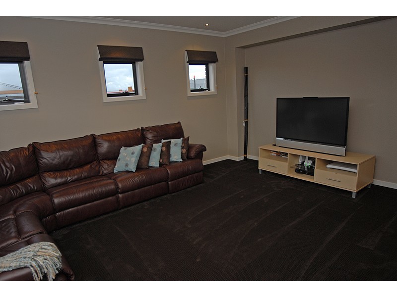 45 Lawrie Drive, Alfredton VIC 3350