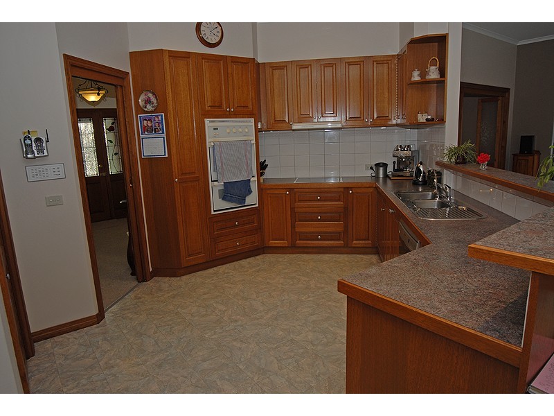 145 Post Office Road, Smythes Creek VIC 3351