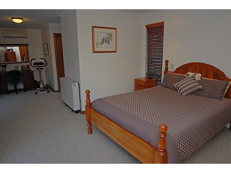 145 Post Office Road, Smythes Creek VIC 3351