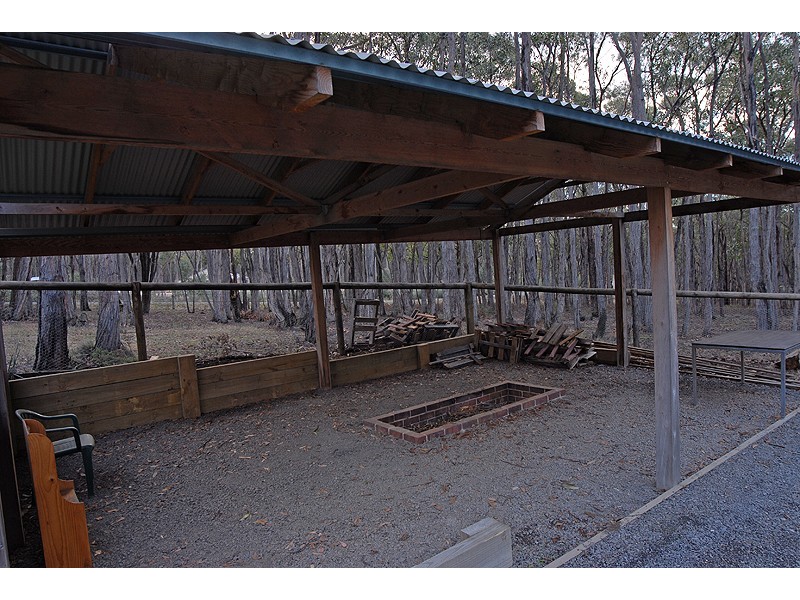 145 Post Office Road, Smythes Creek VIC 3351