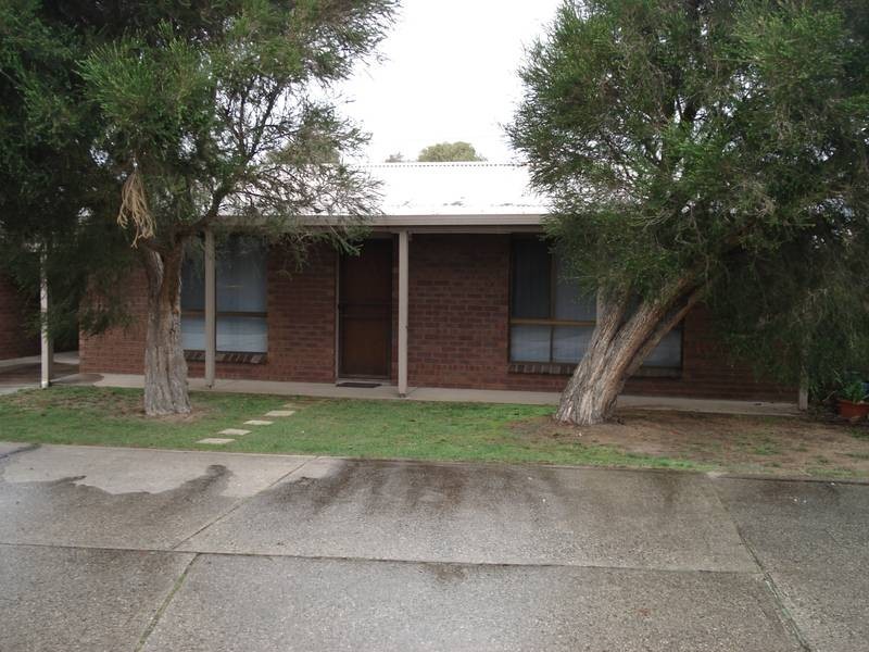 4/3 Hopkins Court, Sebastopol VIC 3356