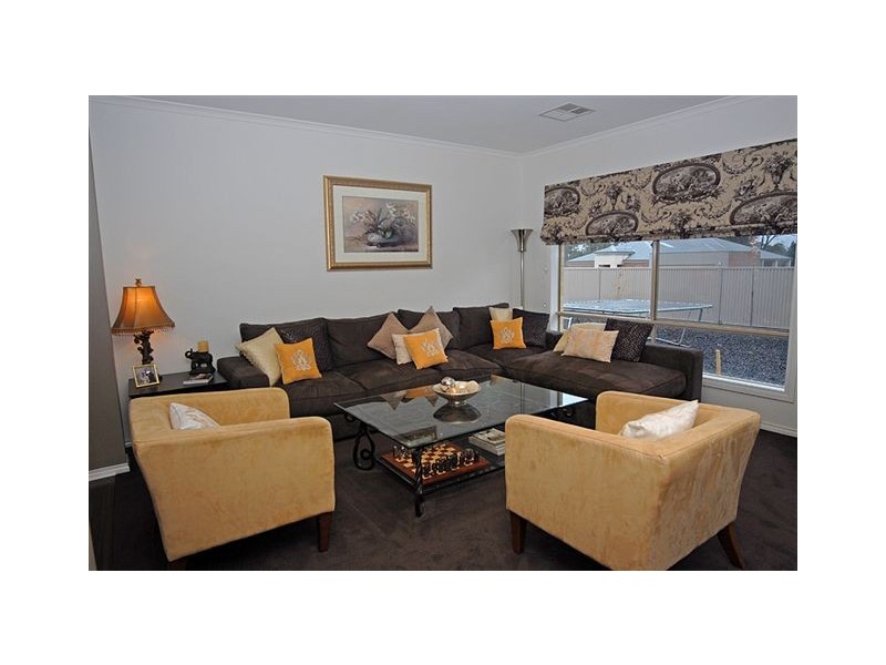 12 Oakdene Court, Ballarat North VIC 3350