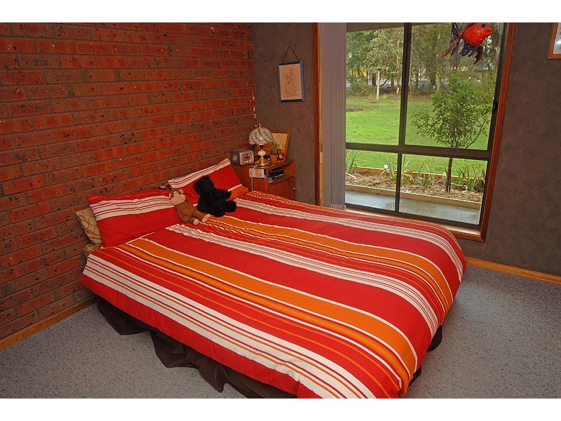 19 Cynthia Court, Haddon VIC 3351