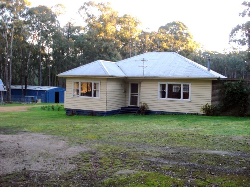 29 Howlett Road, Ross Creek VIC 3351
