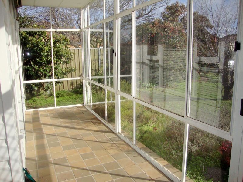 2 Hawthorn Grove, Wendouree VIC 3355