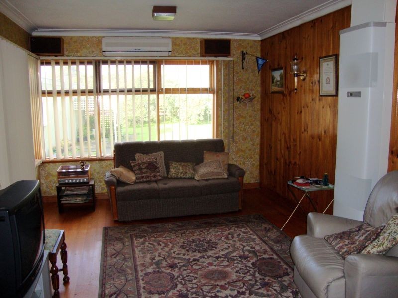 2 Hawthorn Grove, Wendouree VIC 3355