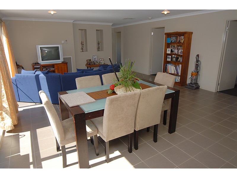 17 Delaney Drive, Miners Rest VIC 3352