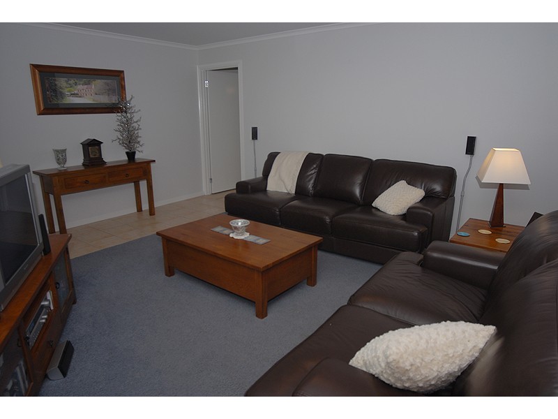 46 Albert Street, Miners Rest VIC 3352