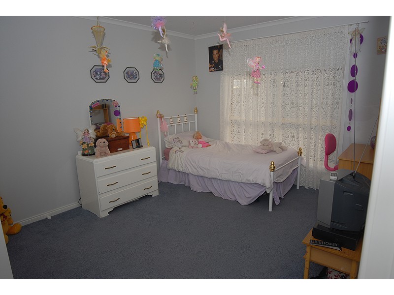 46 Albert Street, Miners Rest VIC 3352