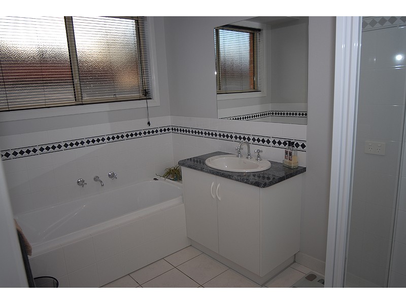 46 Albert Street, Miners Rest VIC 3352