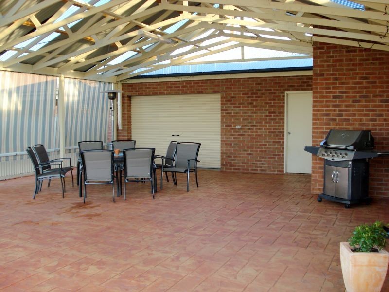 46 Albert Street, Miners Rest VIC 3352