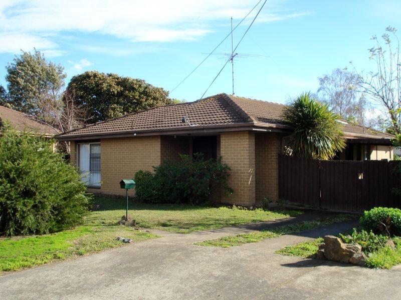 8 Lawanna Court, Delacombe VIC 3356
