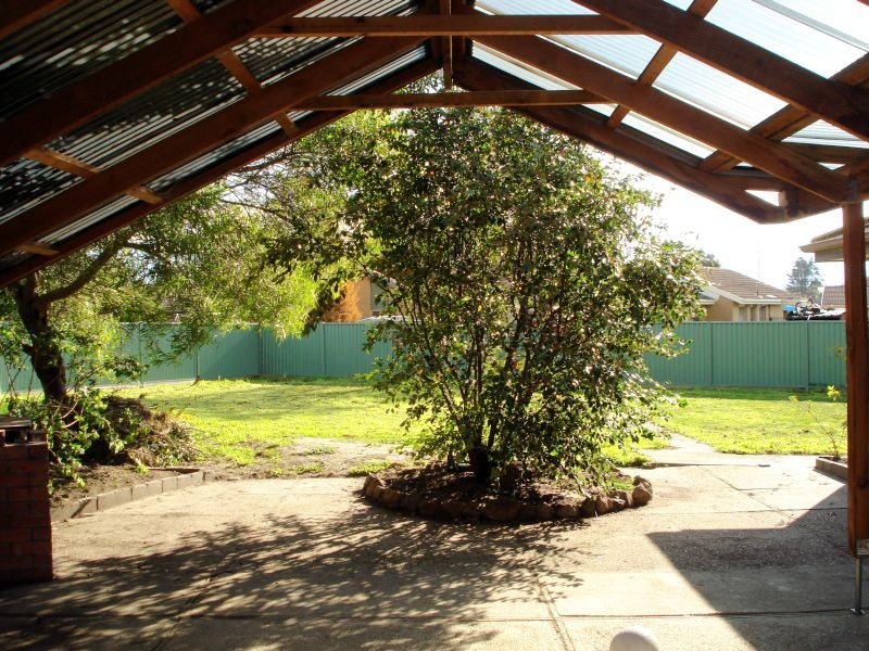 8 Lawanna Court, Delacombe VIC 3356