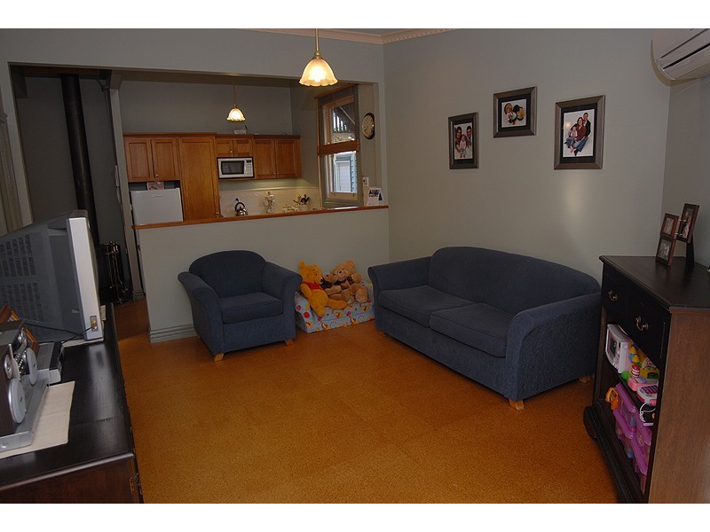 321 Ligar Street, Soldiers Hill VIC 3350