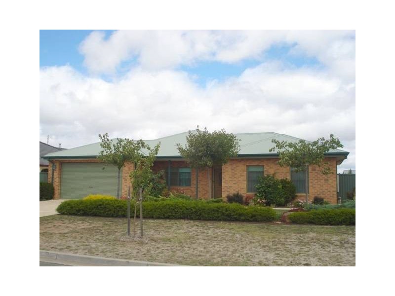 3 Cheviott Court, Alfredton VIC 3350