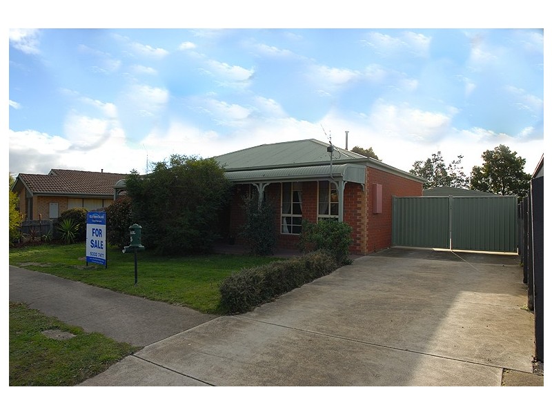 5 Lawrence Street, Sebastopol VIC 3356