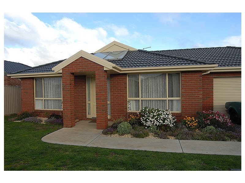 107 Birdwood Avenue, Sebastopol VIC 3356