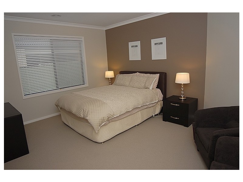 30 Waterford Drive, Miners Rest VIC 3352