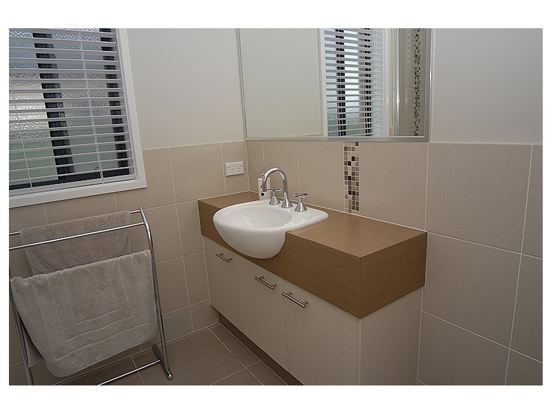 30 Waterford Drive, Miners Rest VIC 3352