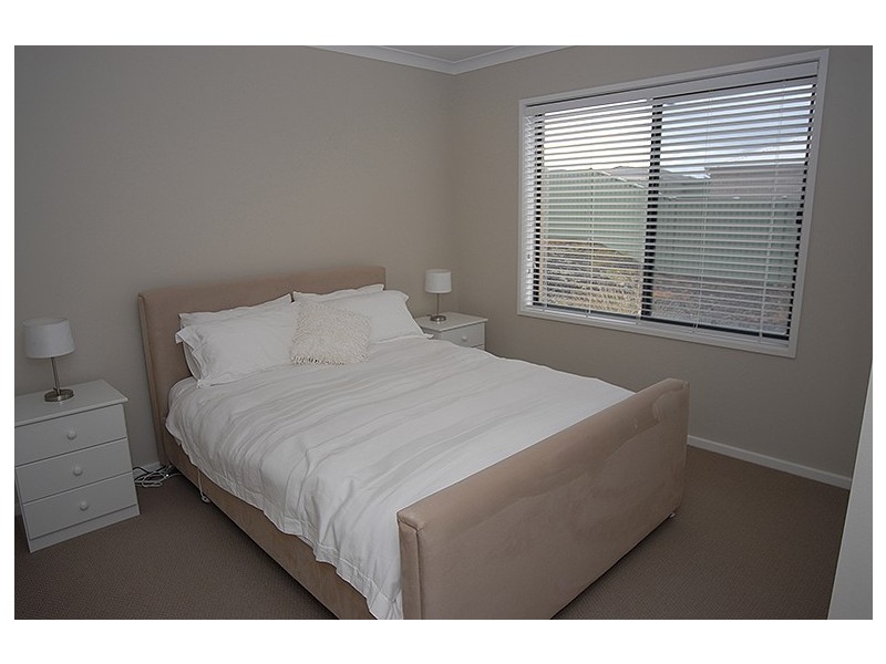 30 Waterford Drive, Miners Rest VIC 3352