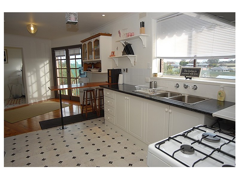 120 Spencer Street, Canadian VIC 3350