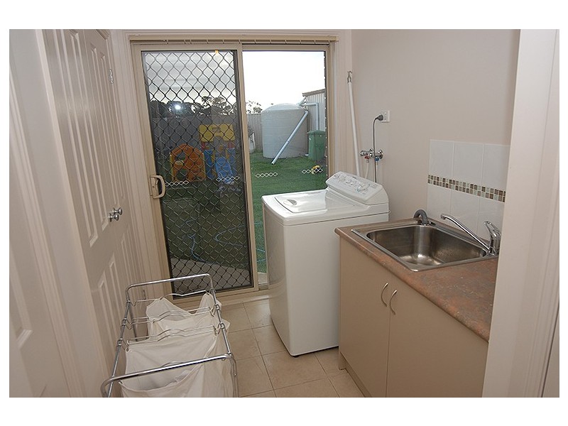 24 Josephine Way, Sebastopol VIC 3356