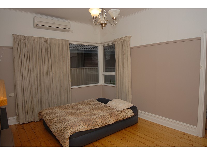 4 Brinkley Avenue, Wendouree VIC 3355