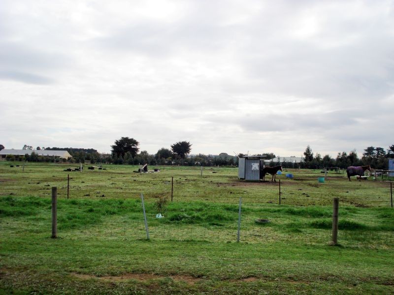 14 Dorothy Court, Ross Creek VIC 3351