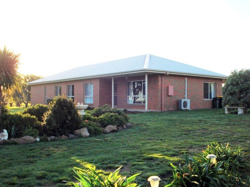 1095 Ercildoune Road, Burrumbeet VIC 3352