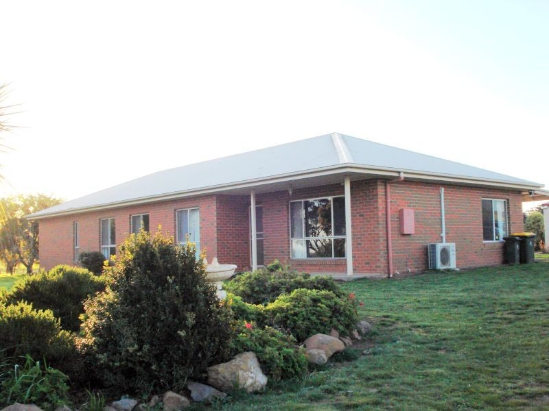 1095 Ercildoune Road, Burrumbeet VIC 3352