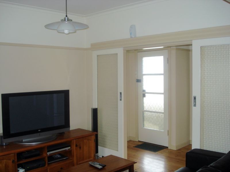 13 White Avenue, Wendouree VIC 3355