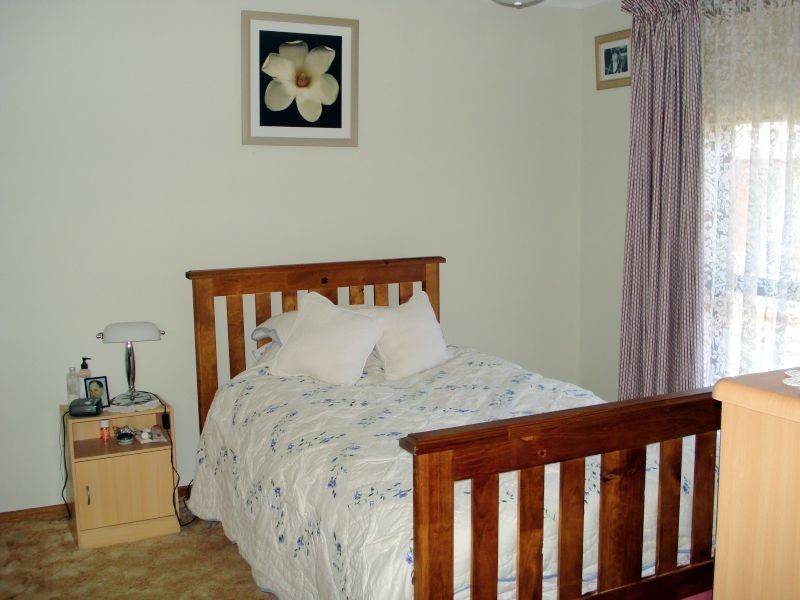 9/724 Chisholm Street, Black Hill VIC 3350