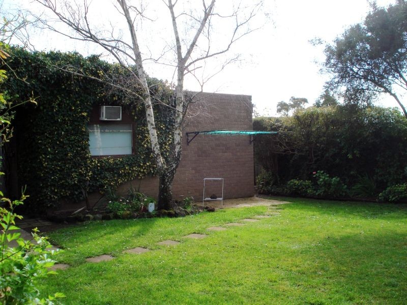 16 Christine Avenue, Alfredton VIC 3350