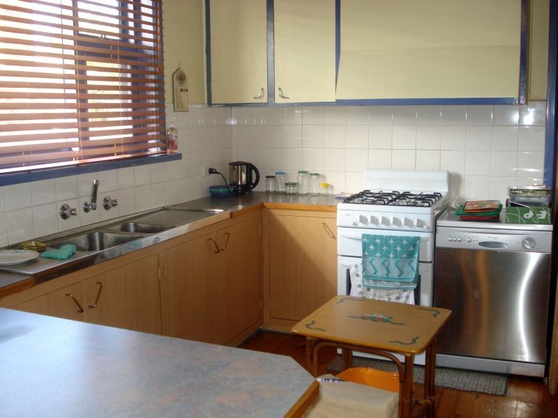 230 Dowling Street, Wendouree VIC 3355