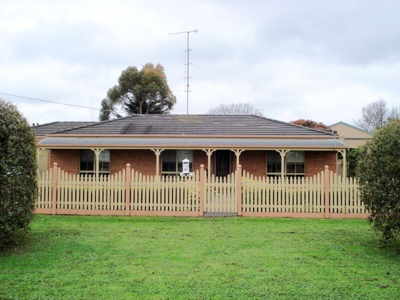 10 Hedrick Street, Buninyong VIC 3357