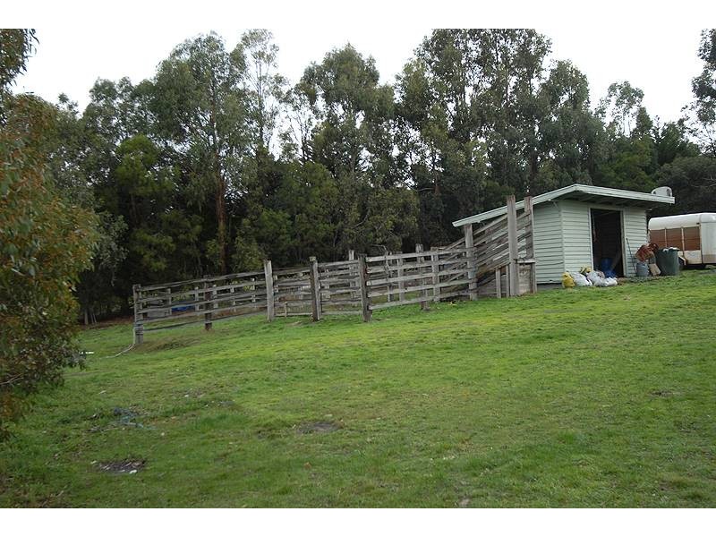 19 Cynthia Court, Haddon VIC 3351