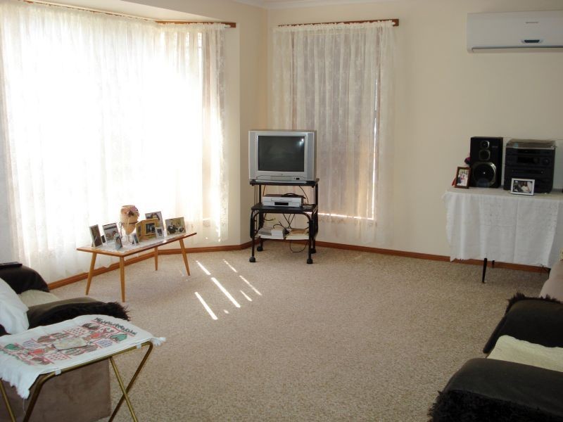 2/1326 Geelong Road, Mount Clear VIC 3350