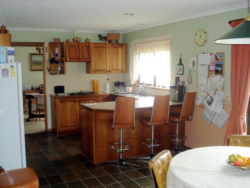 76 Moffats Road, Dereel VIC 3352