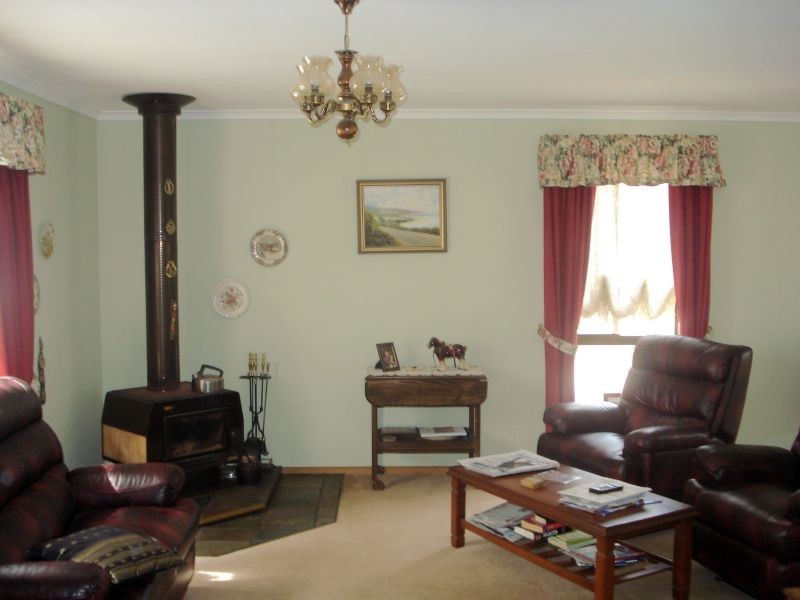 76 Moffats Road, Dereel VIC 3352