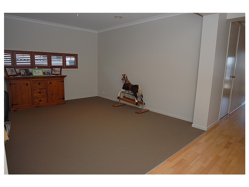 99 Alfredton Drive, Alfredton VIC 3350