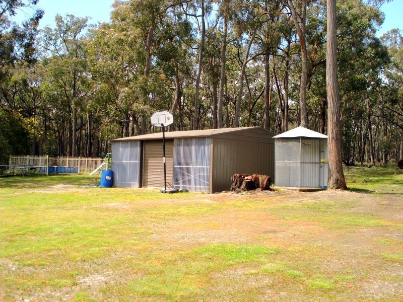 235 Haddon-Preston Hill Road, Haddon VIC 3351