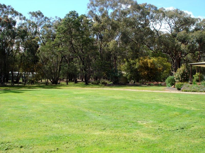 235 Haddon-Preston Hill Road, Haddon VIC 3351